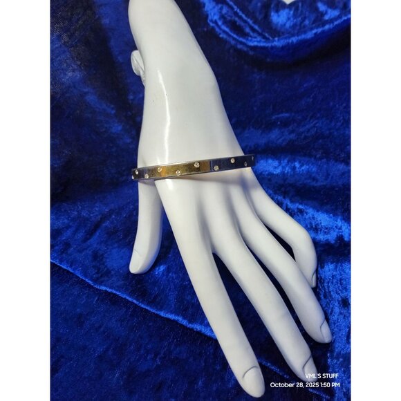 Vintage Vintage Swarovski Crystal Goldtone / Silvertone Bangle Bracelet, prelove - Picture 11 of 16